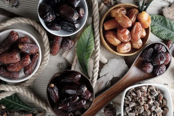 فروش خرما مضافتی مانی + قیمت عالی